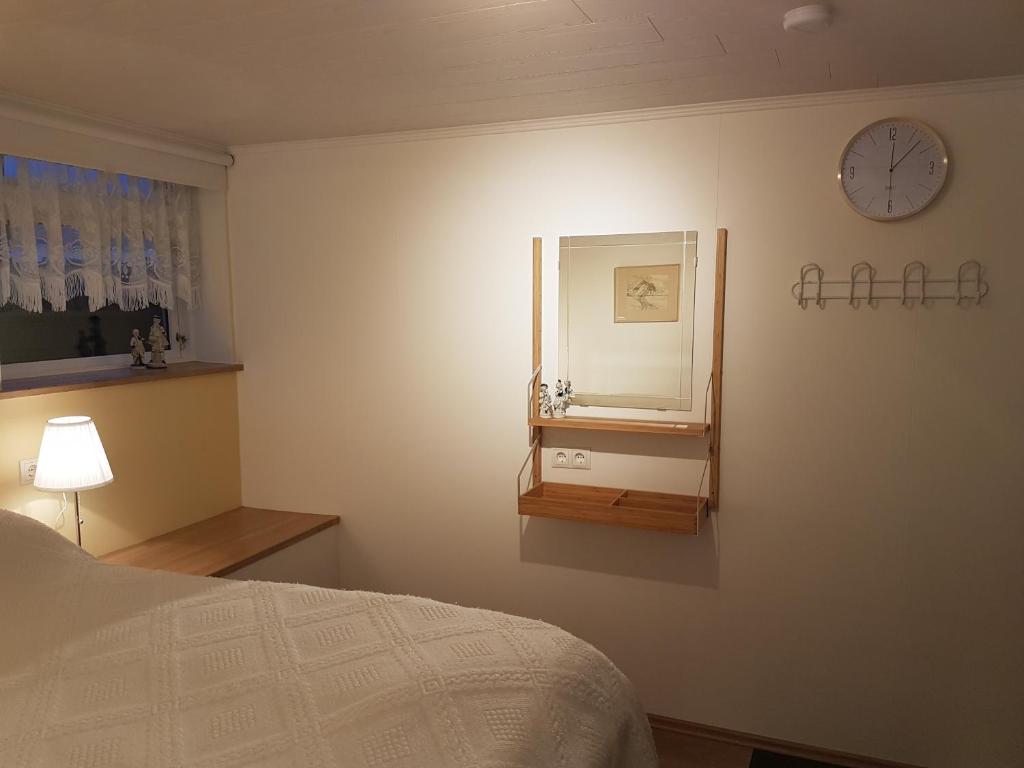 Holiday Guesthouse room 2